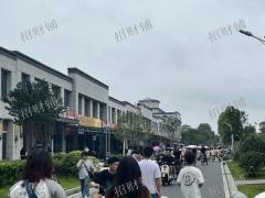 2万多人大学 全新大学商业综合体 学生宿舍楼旁 食堂门口 全品类招商