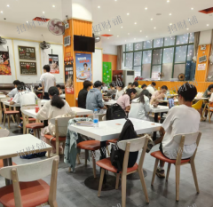 2.7万多人大学 张亮麻辣烫 日营业额5000到7000左右 可看流水 