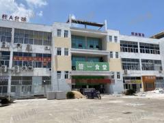 1.6万多人大学 新中食堂 学生宿舍楼旁 全品类招租