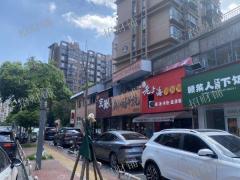 地铁大厦附近 双小区出入口 麻辣烫店转让 日营业额2000多 接受空转