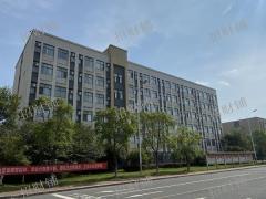 1.5万多大学 独家食堂招租 水吧 烘培 水果店 小吃 风味档口 等等均可