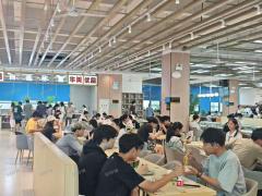 3.4万多人大学校内食堂 两个档口 3个独立店铺招租 调整