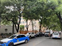 1.5万多人大学 唯一商业街 全品类招租 行业不限