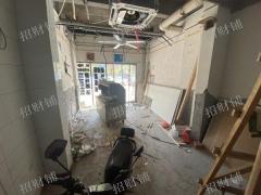 双小区门口 临近店铺 适合做早中晚餐饮 门口可外摆