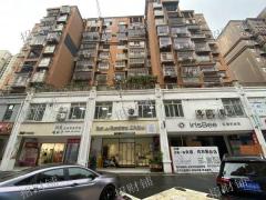 社区商业街 蛋糕店 月营业额10万左右 可看流水 整体转让