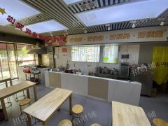 双小区门口 万人社区 粉面店 日营业额1800左右 