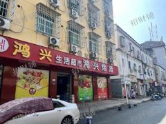 日营业额3000多带生鲜可做到5000 烟草证10档 可住人