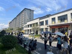 2万多人大学 大学远离市区高速口旁 水煮店转让