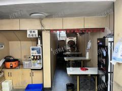 8000多人大学门口猪脚饭 日营业额2000多 旁边是蜜雪冰城