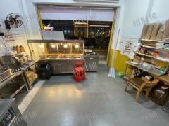 地铁大厦地铁站附近 炸鸡店 可整转也可空转  附近没有空的店铺 