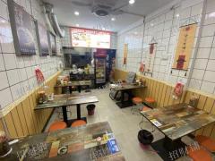 双小区门口 农贸市场 餐饮烤鸭店 日营业额2000左右 楼上可住人