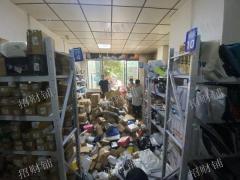 南昌医学院正对快递快递 日派件1300 4毛一票 无需拉货 店内可住人