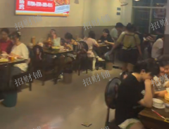 三所大学 围绕  附近有4万多大学生 餐饮店转让 