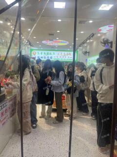 1.8万多人大学商业街 校内商业街独家水果店 日营业额3000多可看流水