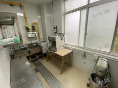 4万多人大学 学生宿舍楼下 烘焙店不要租金 正对面是塔斯汀