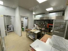 4万多人大学 学生宿舍楼下 烘焙店不要租金 正对面是塔斯汀