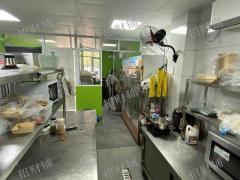 2万多人大学  学生宿舍楼旁轻食店 月做3000单左右 会员80多个