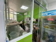 2万多人大学  学生宿舍楼旁轻食店 月做3000单左右 会员80多个