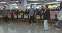 1.2万工厂 食堂门口第一家  不要租金 日营业额3000左右 可看流水