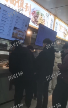 1.2万工厂 食堂门口第一家  不要租金 日营业额3000左右 可看流水