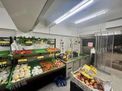 宿舍楼下独家水果店 学校师生9000多人 转3万每天能做1200左右 