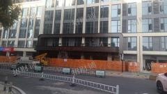 南昌航空大学对面 地铁口临街店铺出租 前后双门头  通天然气 也可分租 行业不限