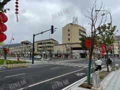 十字路口拐角店  景区门口 社区和中学旁 适合做零食店 奶茶咖啡、民宿、小酒馆等