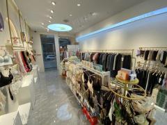 铜锣湾广场 临街店 上下两层 精装修 适合做美容店 女装店 奢侈品店 