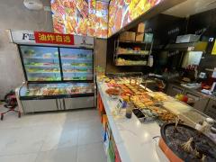 小区门口水煮店 日营业额4000左右 正对面是学校通三相电