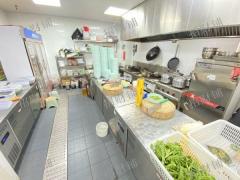 八一广场旁临街店 附近有景区、医院、写字楼及成熟社区  通三相电和天然气