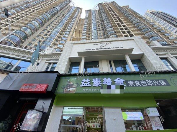 八一广场旁临街店 附近有景区、医院、写字楼及成熟社区  通三相电和天然气