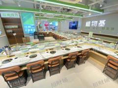 八一广场旁临街店 附近有景区、医院、写字楼及成熟社区  通三相电和天然气