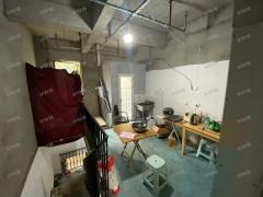 不要转让费，南昌医学院正对快递快递 日派件1300 4毛一票 无需拉货 店内可住人