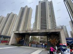 小区出入口快递店 日派件1600件 5毛5一件 日寄件30件左右