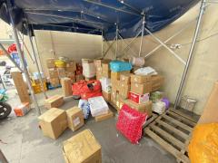 小区出入口快递店 日派件1600件 5毛5一件 日寄件30件左右