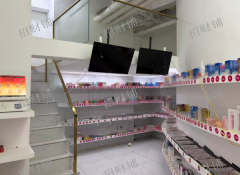 江西科技学院正对面 季季红旁 成人用品店转让 也可出租 带阁楼