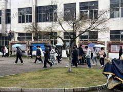 1万多大学 校内唯一商业街临榆炸鸡 月做10万左右 外卖月做9000单