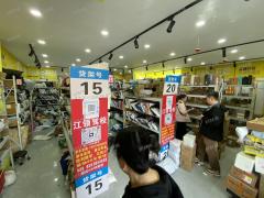2300多户小区 快递店转让 日派件2500-3500件左右 5毛一票 可做商业 派费日结