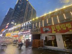 紫荆夜市临街店   附近6所大学 房东直租 门宽8.5米 门口可外摆 中餐 快餐 夜宵烧烤最佳