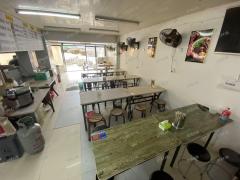 2万多人大学门口 三门头拐角餐饮店 门宽13米 带阁楼可住人