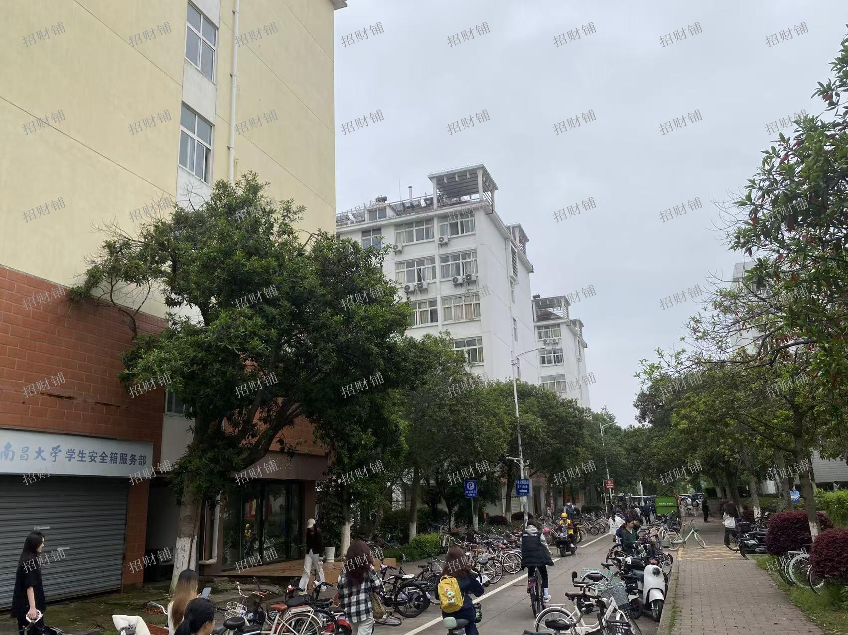 5万人高校南昌大学前湖校区，唯一学生休闲综合体招租