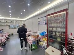 3万多人门口商业街小吃店转让 也可空转 行业不限