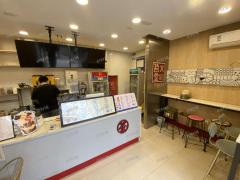 1.5万多人大学门口唯一奶茶店外卖上半年每天150多单 下半年300单左右 店主可教可带