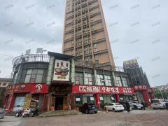 季季红隔壁正二楼 房东直租 通三相电和天然气 餐饮 休闲业态均可做 行业不限