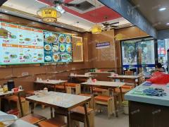 兰州拉面转让，附近有学校，医院，网吧，小区正门口  日营业额1800左右