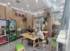 写字楼下 双门头 门宽8米餐饮店 门口可外摆 通三相电