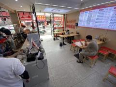 双门头 门宽10米  猪脚饭店 日营业额8000多 可看流水