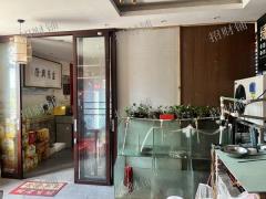 新洪城大市场对面 开了13年的餐饮店  不要转让费送厨房设备
