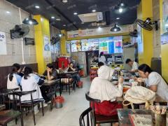 八年老店  老上海馄饨 南昌县医院正对面 给钱就转 也可空转