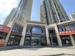 双小区门 临近店铺招租 3700多户 旁边有幼儿园 中学